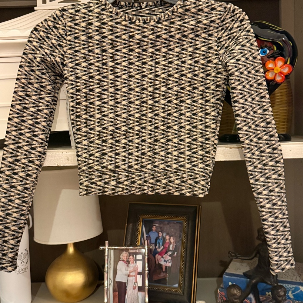 Seea XS Palomar crop top rash guard rashguard Aries nwt - Picture 5 of 7